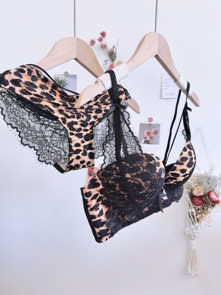 KUCLUT Print Push Up Bra Ohne  - Wirefree Bra Comfort 评论和价格